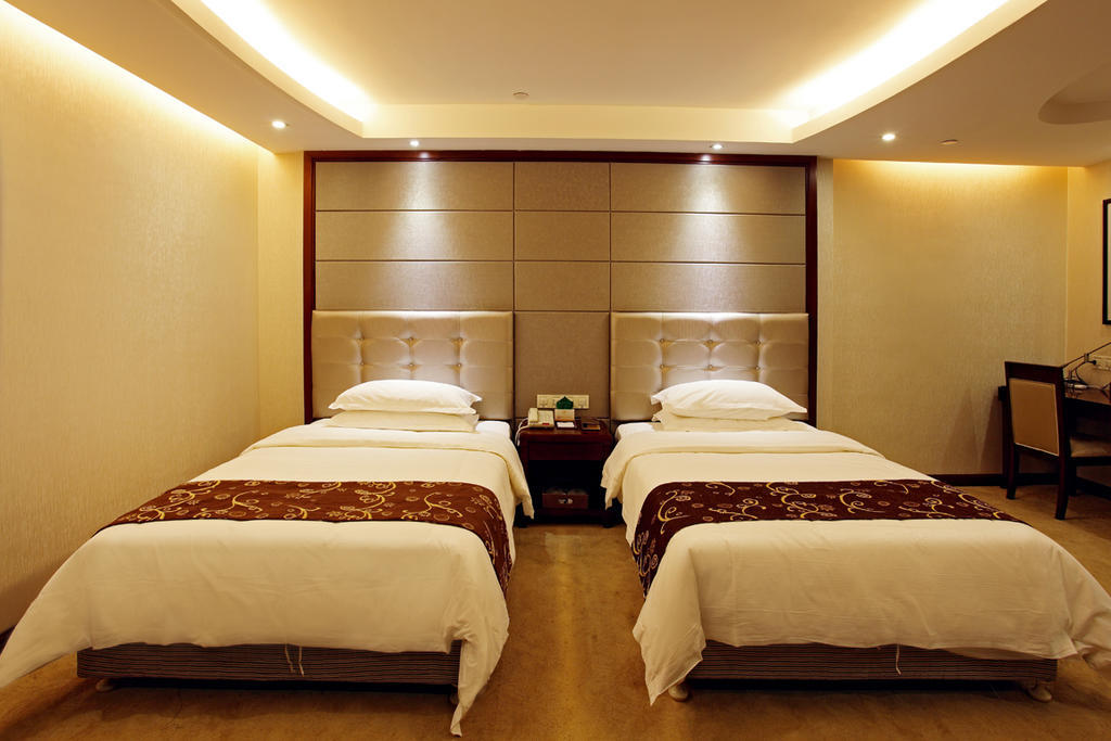 Jollies International Hotel Гуанчжоу Номер фото
